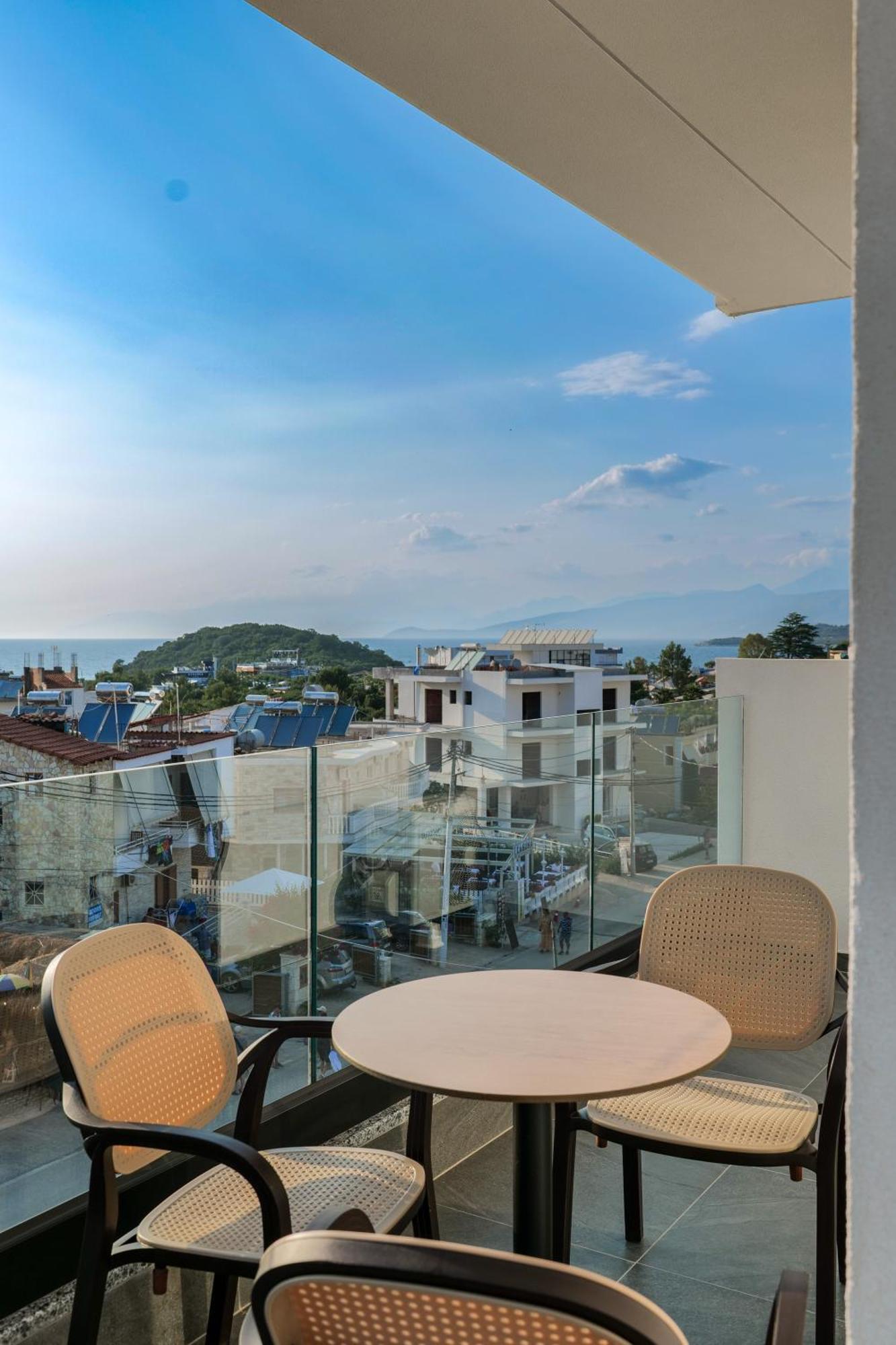 Koko Hotel Ksamil Buitenkant foto