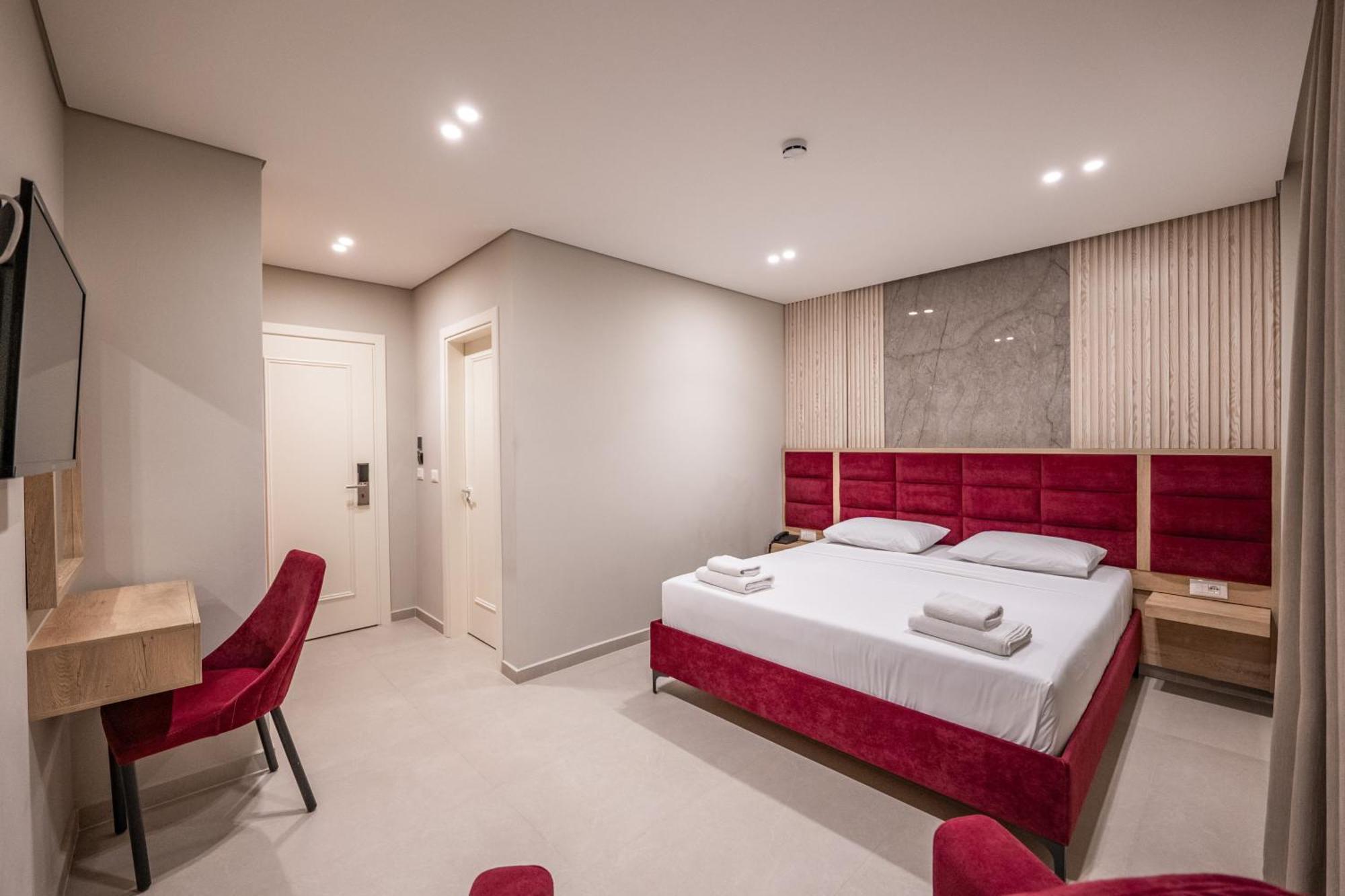 Koko Hotel Ksamil Buitenkant foto