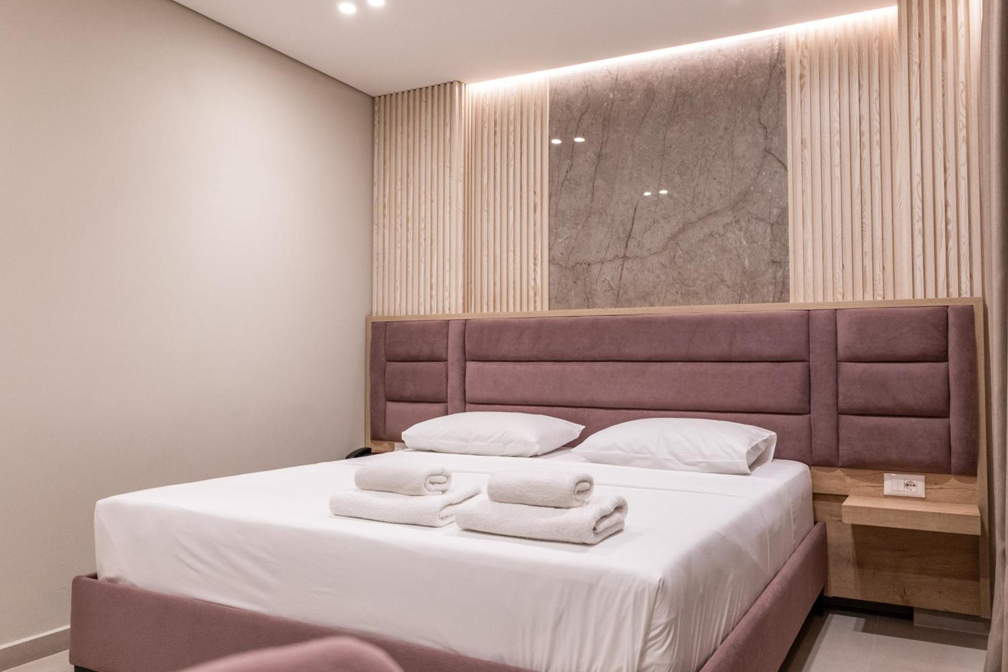 Koko Hotel Ksamil Buitenkant foto