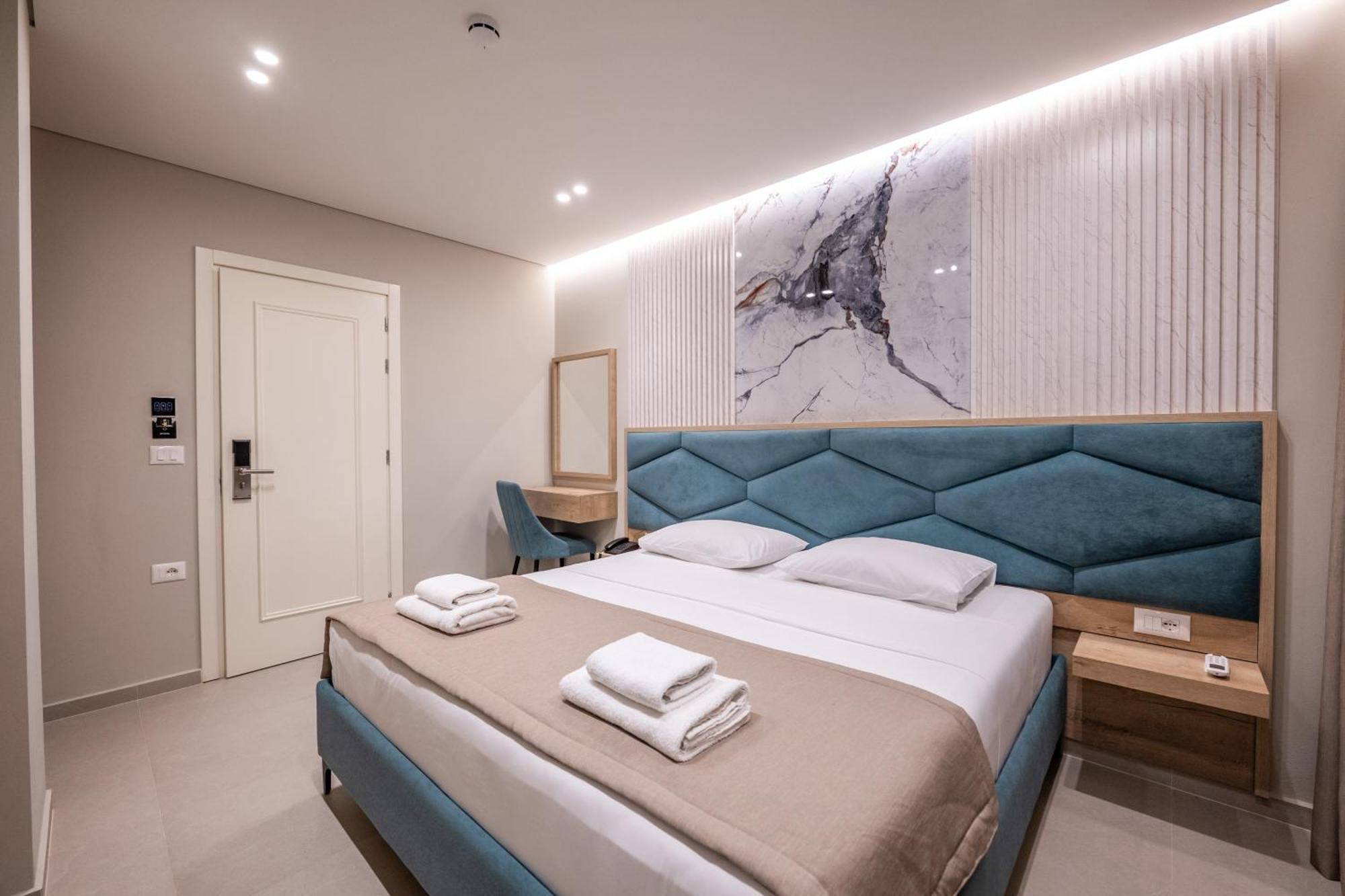Koko Hotel Ksamil Buitenkant foto